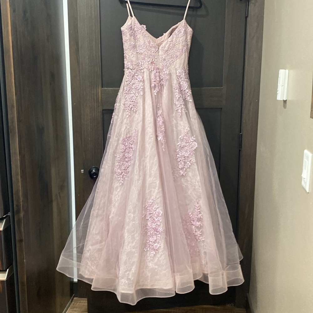 NWT La Femme elegant prom dress. Size 10 - Picture 3 of 3